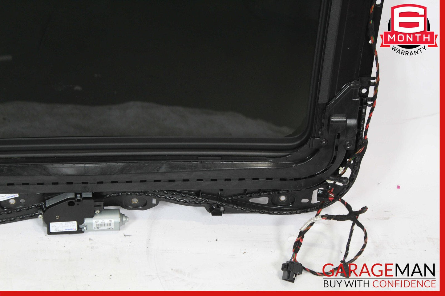 11-18 Porsche Cayenne 958 Panoramic Roof Glass Frame OEM