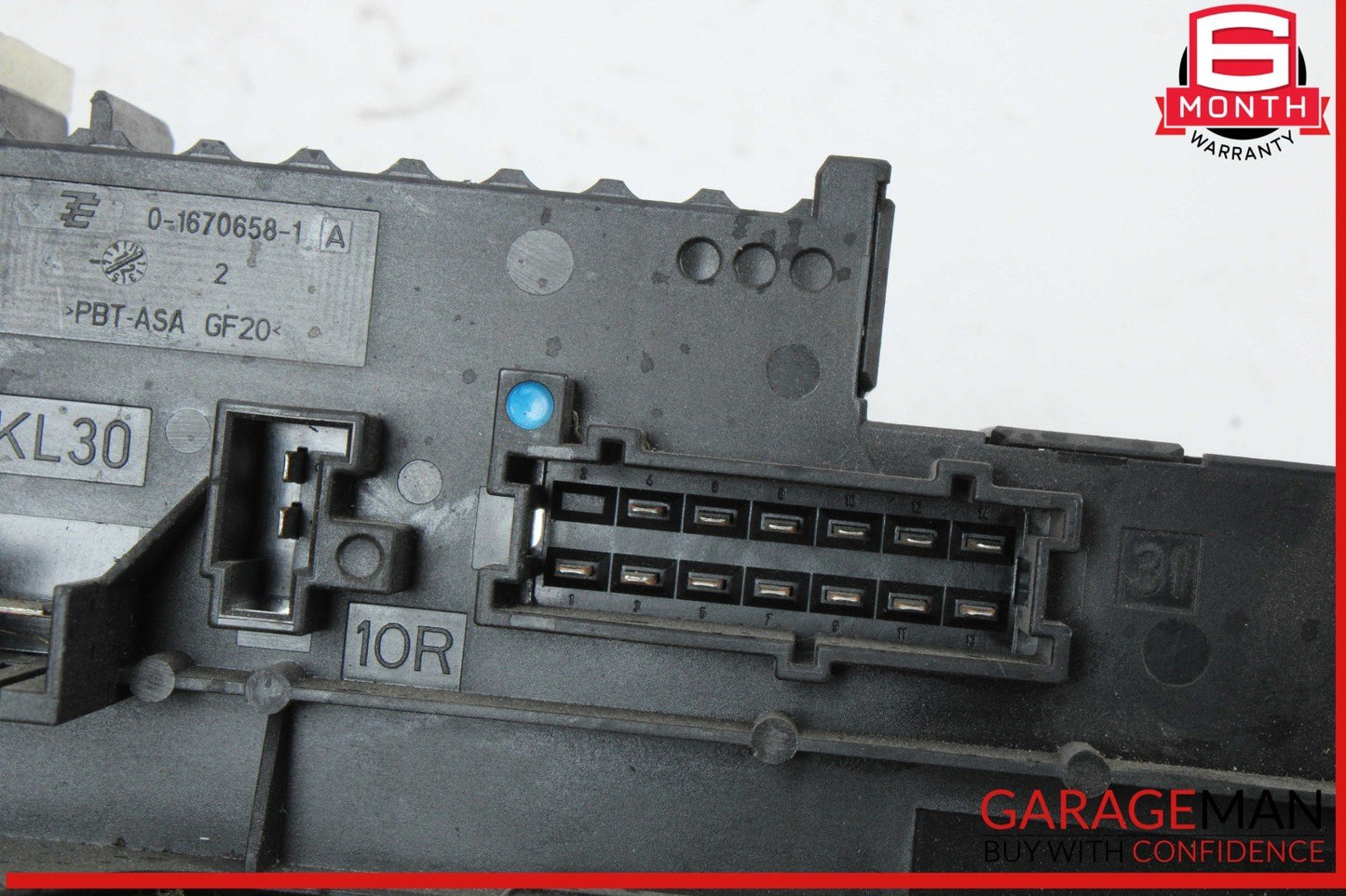 12-14 Mercedes W204 C250 C350 Rear Fuse Relay Box Module 2049060205 OEM