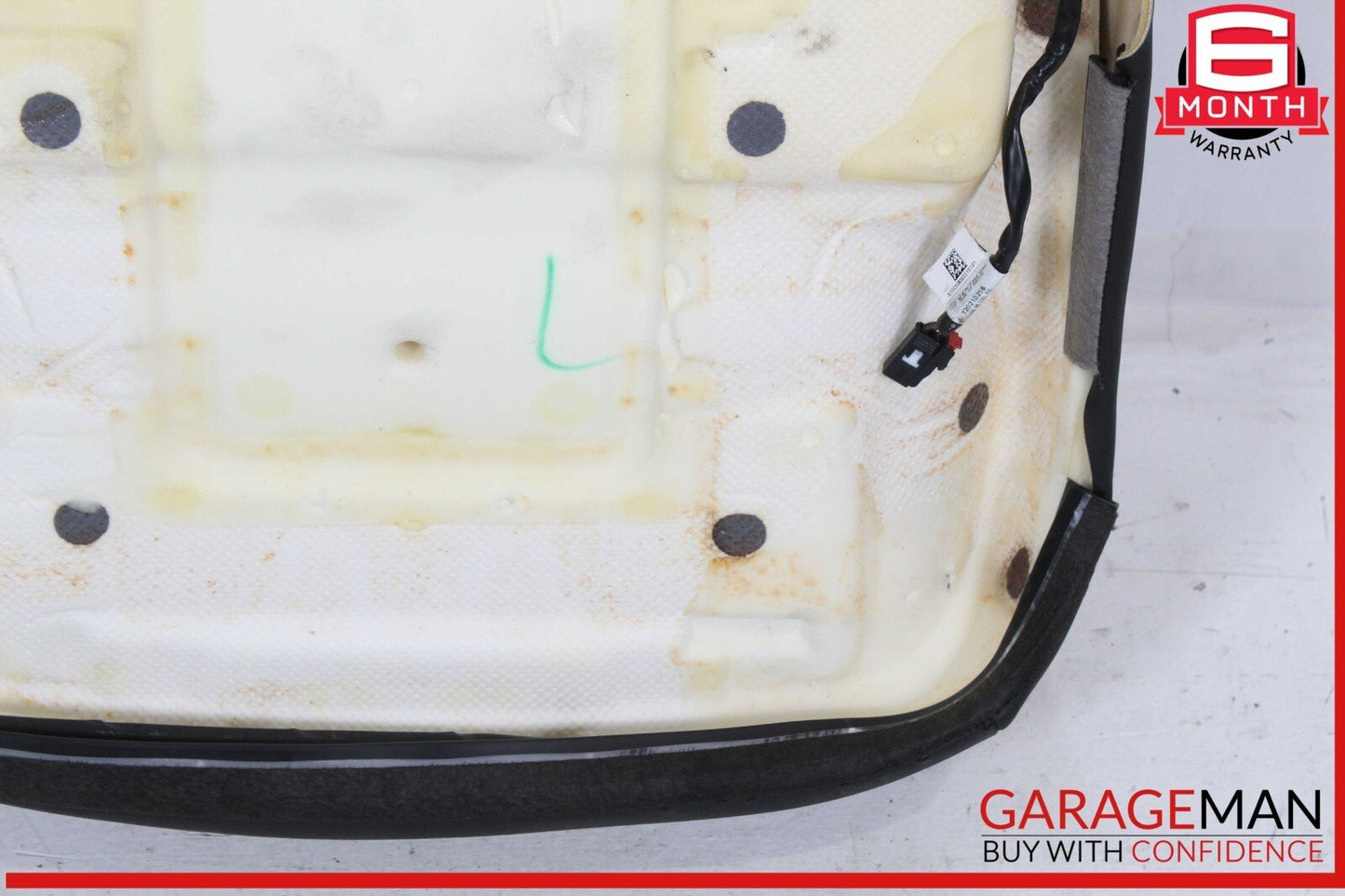 20-25 Cadillac XT5 Front Right Passenger Side Lower Cushion Cover OEM