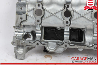 15-19 Mercedes Benz W205 C300 Engine Cylinder Head Valve Cover 2740100603 OEM