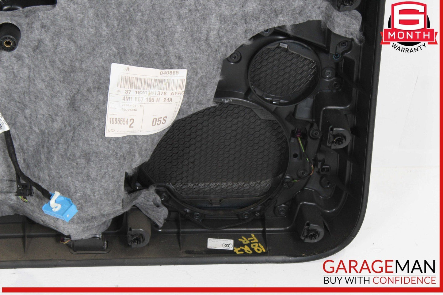 17-19 Audi Q7 Front Right Passenger Side Interior Door Panel Trim OEM