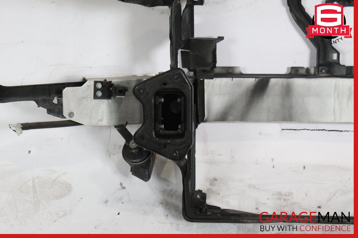 07-09 Mercedes W221 S550 Front Reinforcement Bar Upper Radiator Support Clip OEM