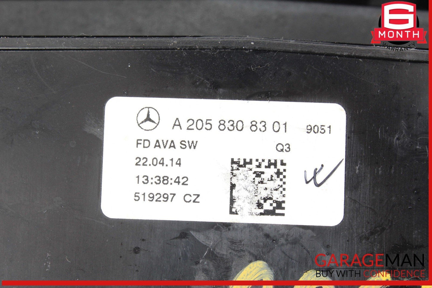 15-20 Mercedes W205 C300 C350e Rear Center Console A/C Air Vent Assy Black OEM