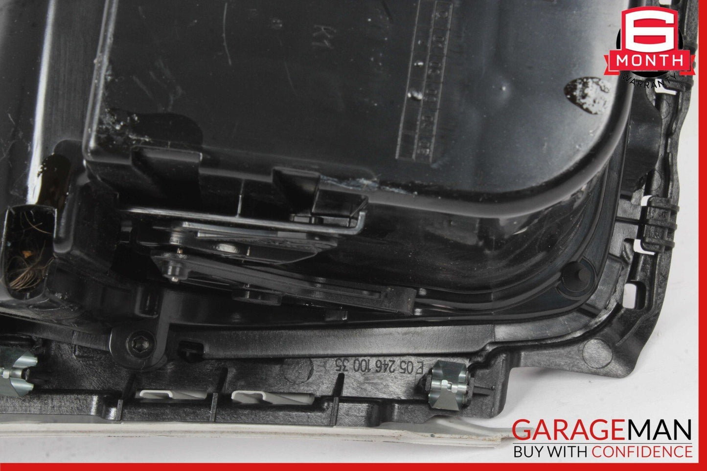12-19 Mercedes W242 W246 B-Class Center Console Storage Compartment A2466800171