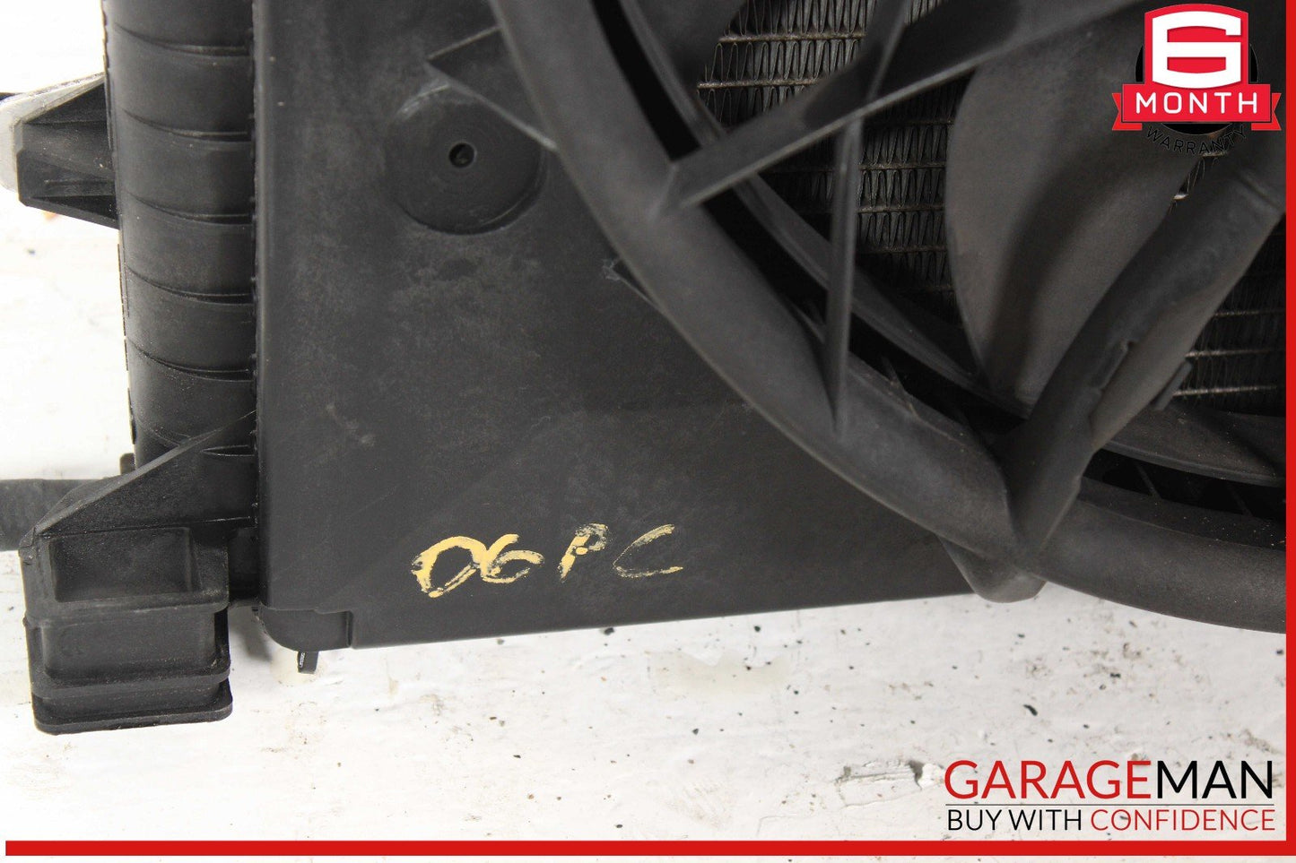 03-10 Porsche Cayenne 955 957 Engine Coolant Radiator w/ Oil Cooler Assembly OEM