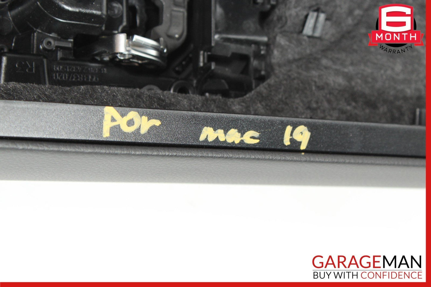 15-24 Porsche Macan 95B Rear Right Side Interior Door Panel Assembly OEM