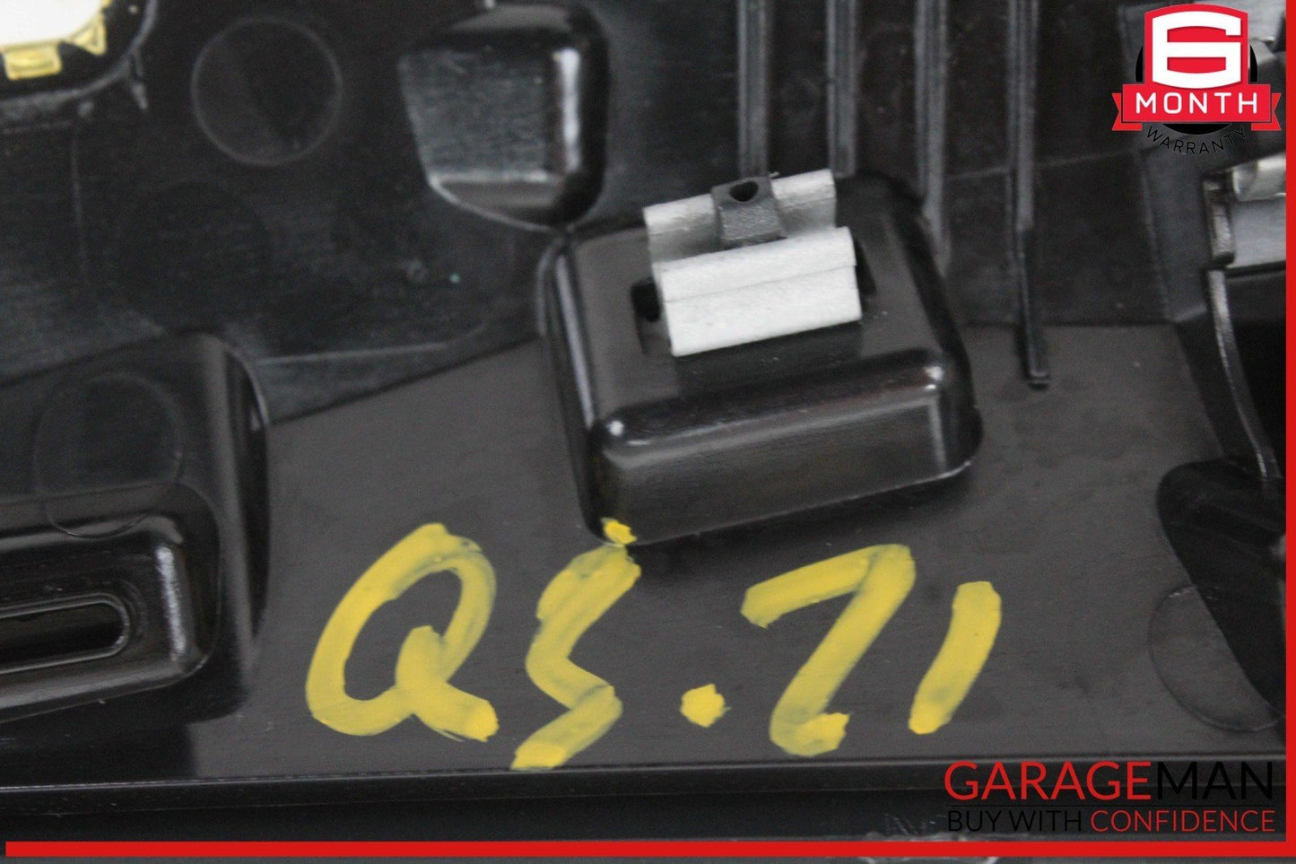 19-24 Audi Q3 Front Center Dash Trim Cover Panel LCD Screen Bezel 83B853190A OEM