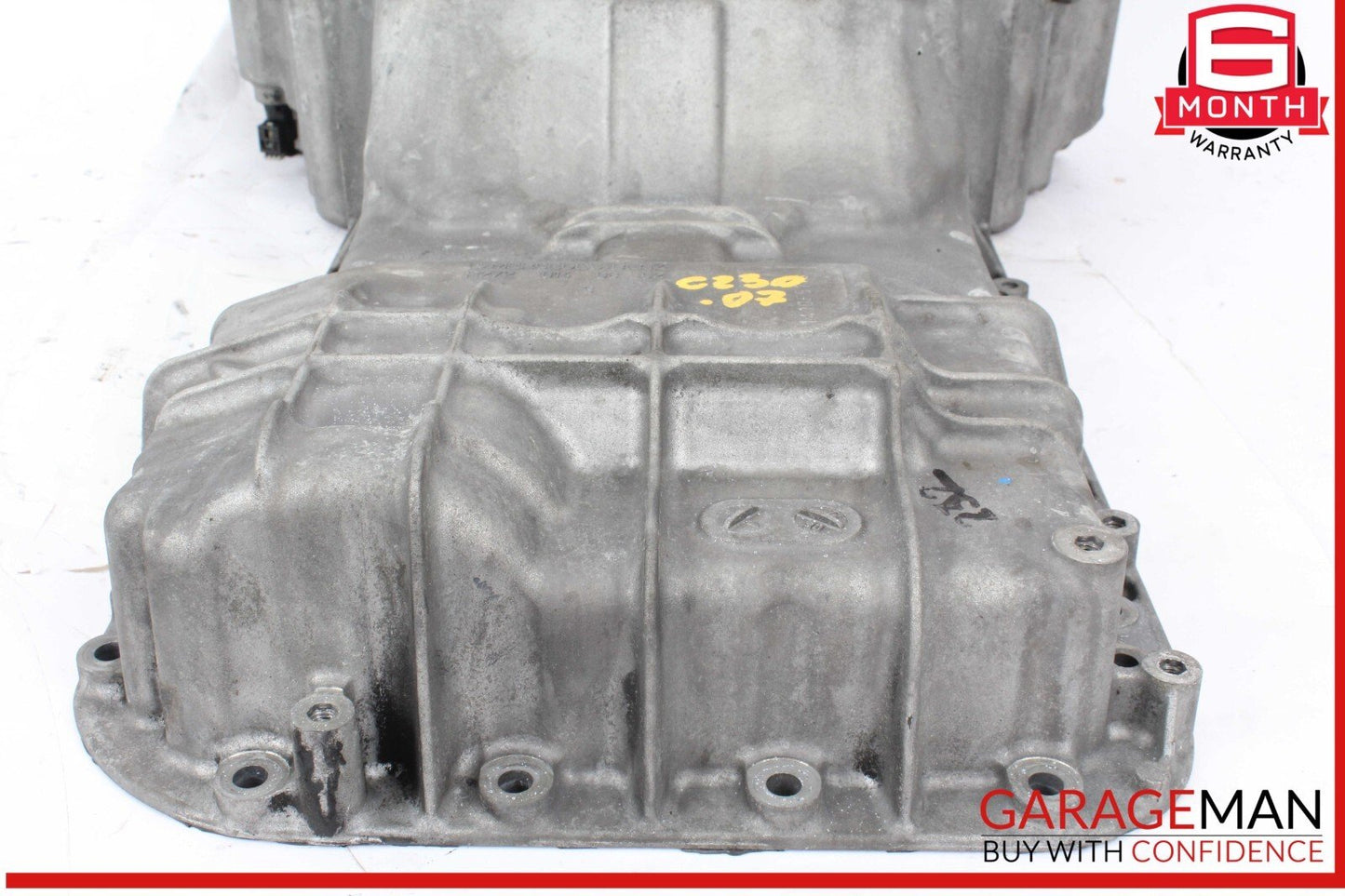 05-11 Mercedes W203 C230 CLK350 Engine Upper Oil Sump Baffle Pan 2720140802 OEM
