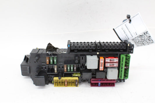 10-14 Mercedes-Benz C250 CDI W204 Rear Fuse Relay Box Module 2049060105
