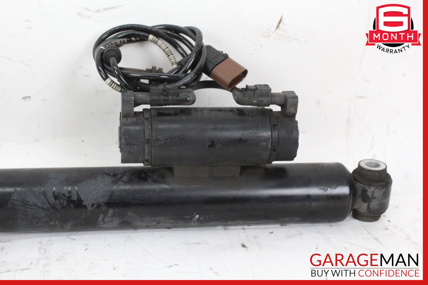 2019-2023 Mercedes-Benz E450 W213 RWD 3.0L Rear Left and Right Shock Strut Absorber 2383206701 OEM