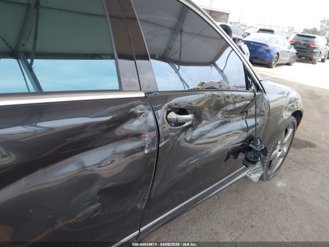Parting Out- 2013 Mercedes-Benz S550 W221- 121