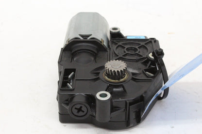 2008-2014 Mercedes-Benz C250 C-Class W204 Sun Roof Motor 2048201442 OEM