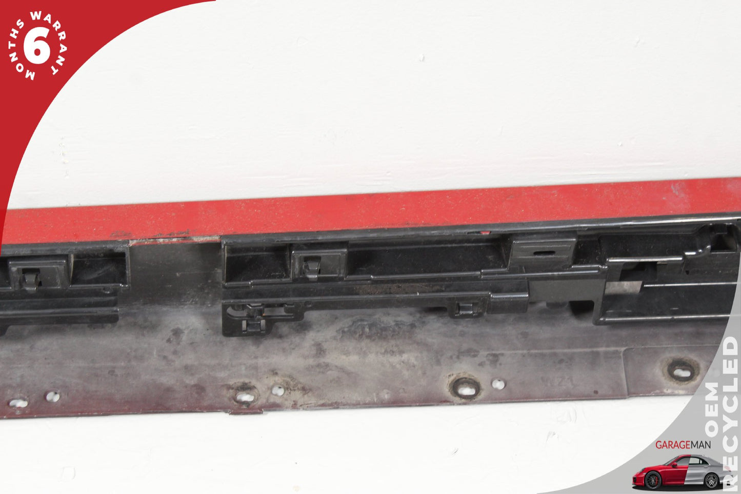 2012-2018 BMW 320i F30 Right Passenger Side Skirt Rocker Panel Molding 7312752