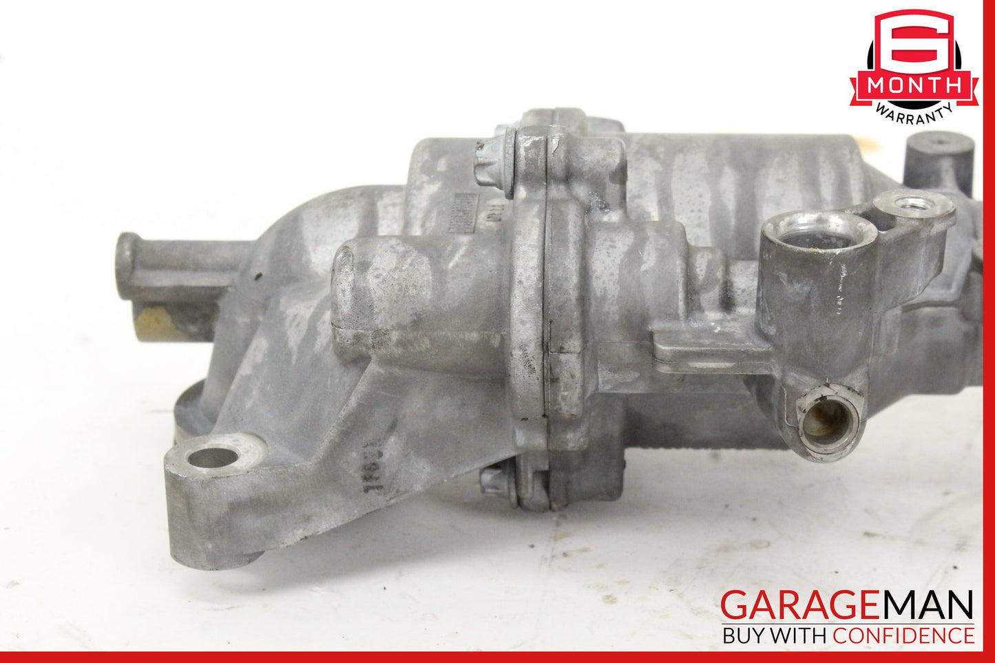 2016-2023 Mercedes W205 C300 GLC300 Engine Water Coolant Pump 2742000900 OEM