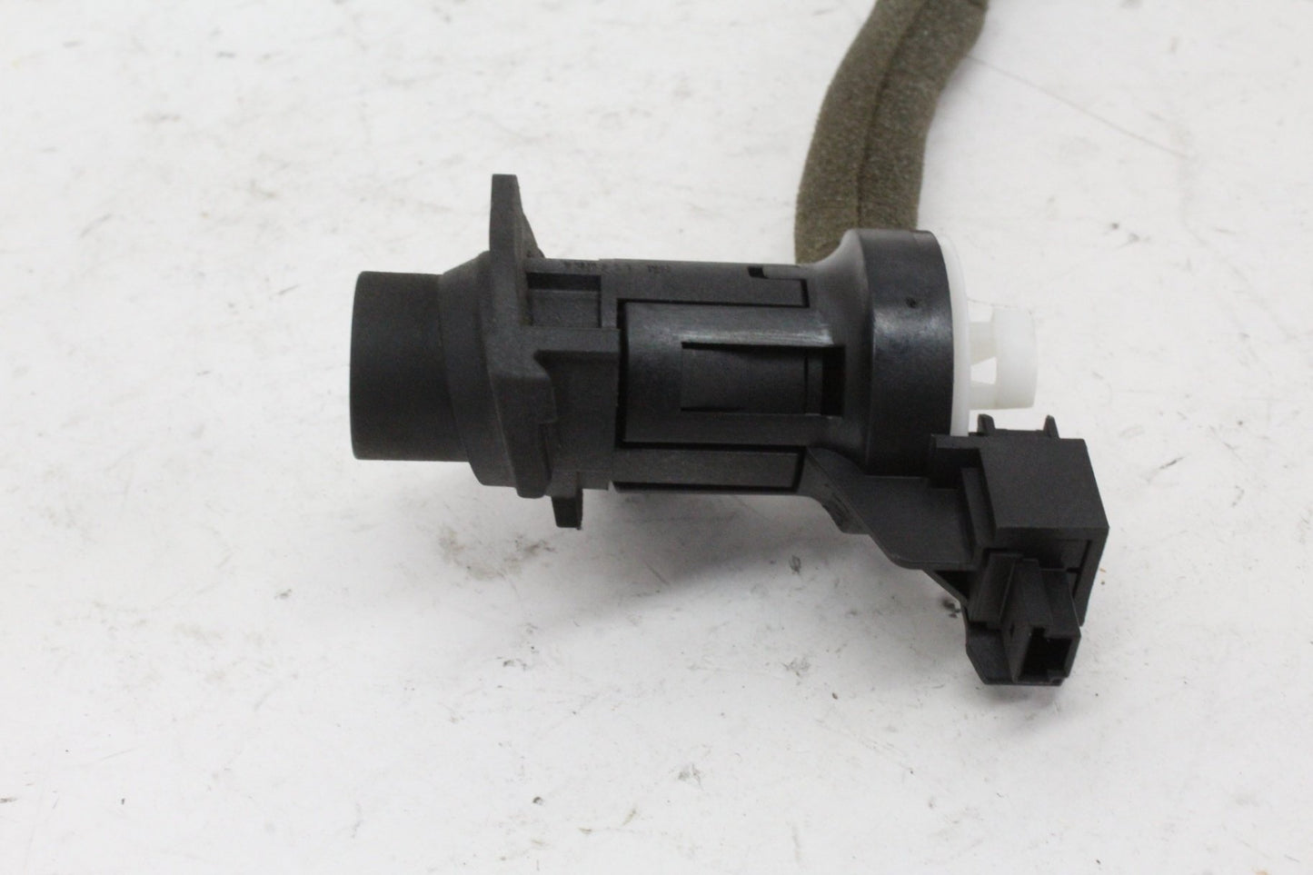 2008-2017 Mercedes-Benz C250 W204 Trunk Lid Latch Lock Actuator 2047500185