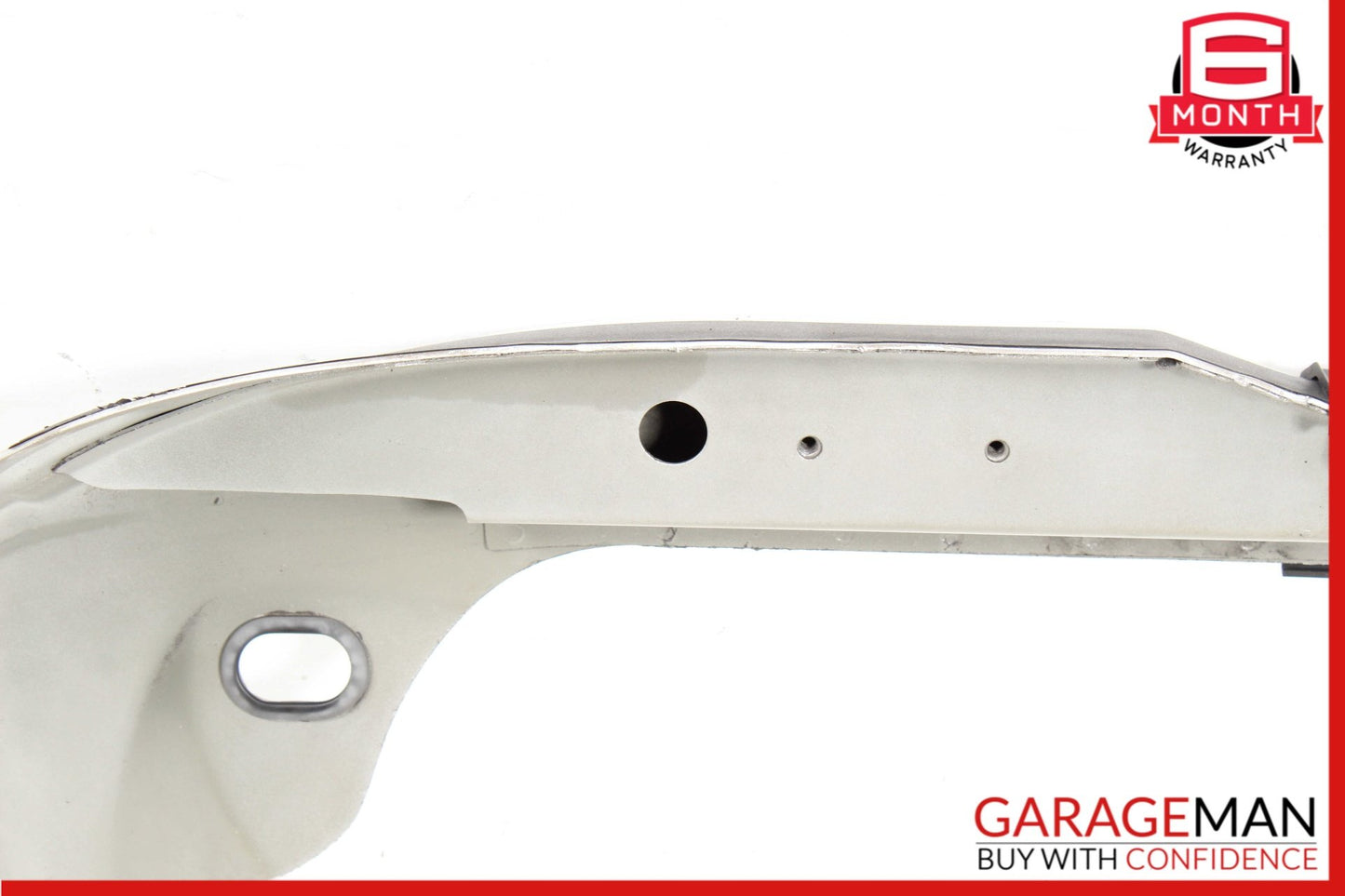 1998-2005 Mercedes-Benz ML350 W163 Radiator Support Bracket 6260546