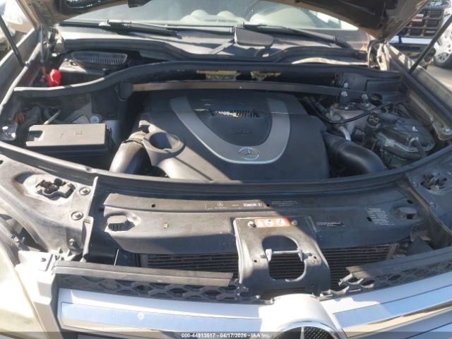 Parting Out- 2007 Mercedes-Benz GL450 X164- 105