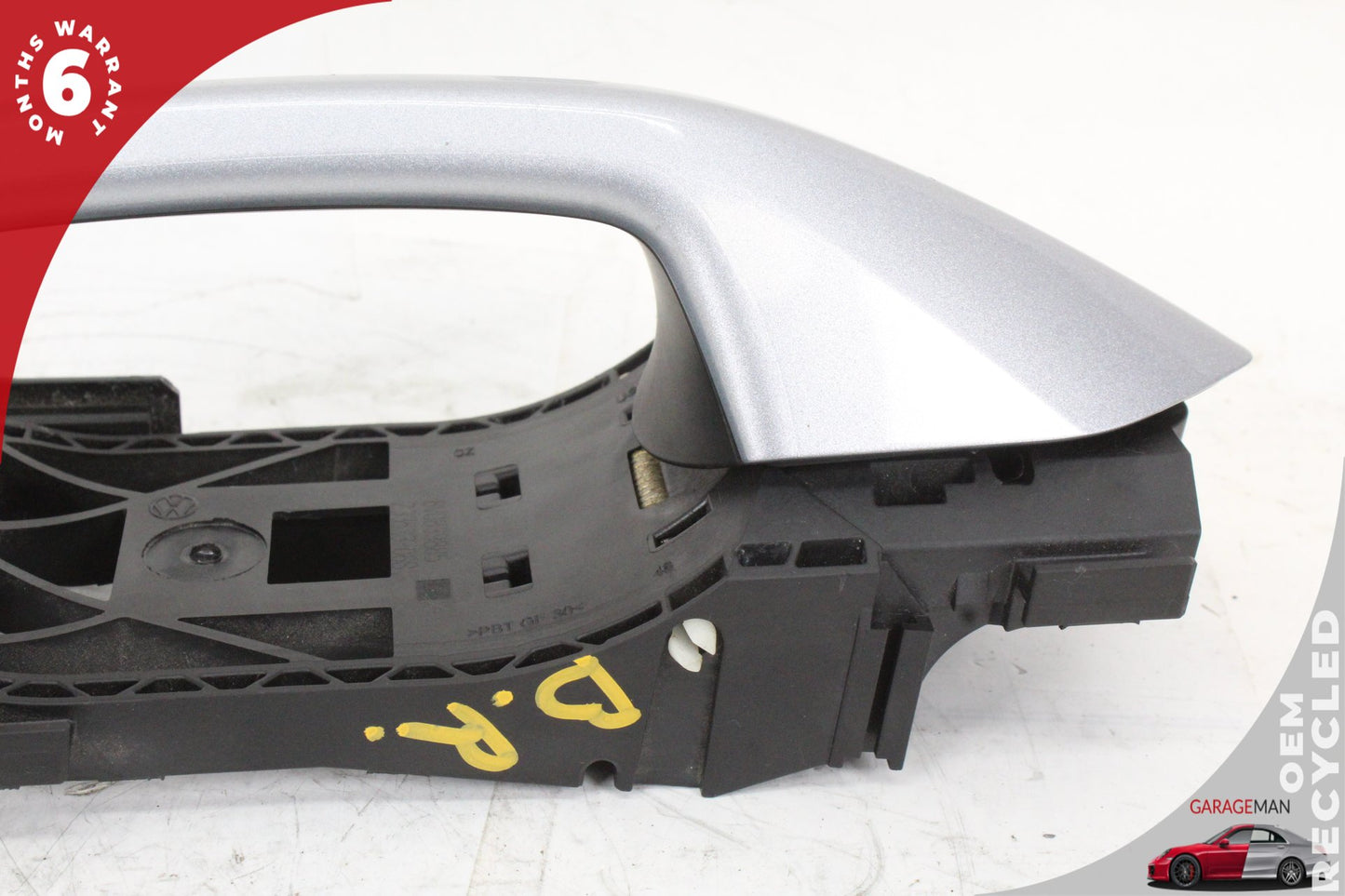 2015-2024 Audi A3 AWD Front Right Door Handle White 8V0839885 OEM