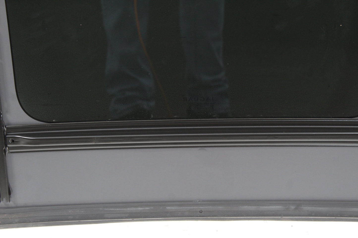 2016-2024 Jaguar XF X260 Panoramic Sunroof Glass Assembly T2H31809