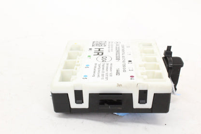 2015-2019 Mercedes-Benz C300 W205 Right Rear Door Control Module 2229002308