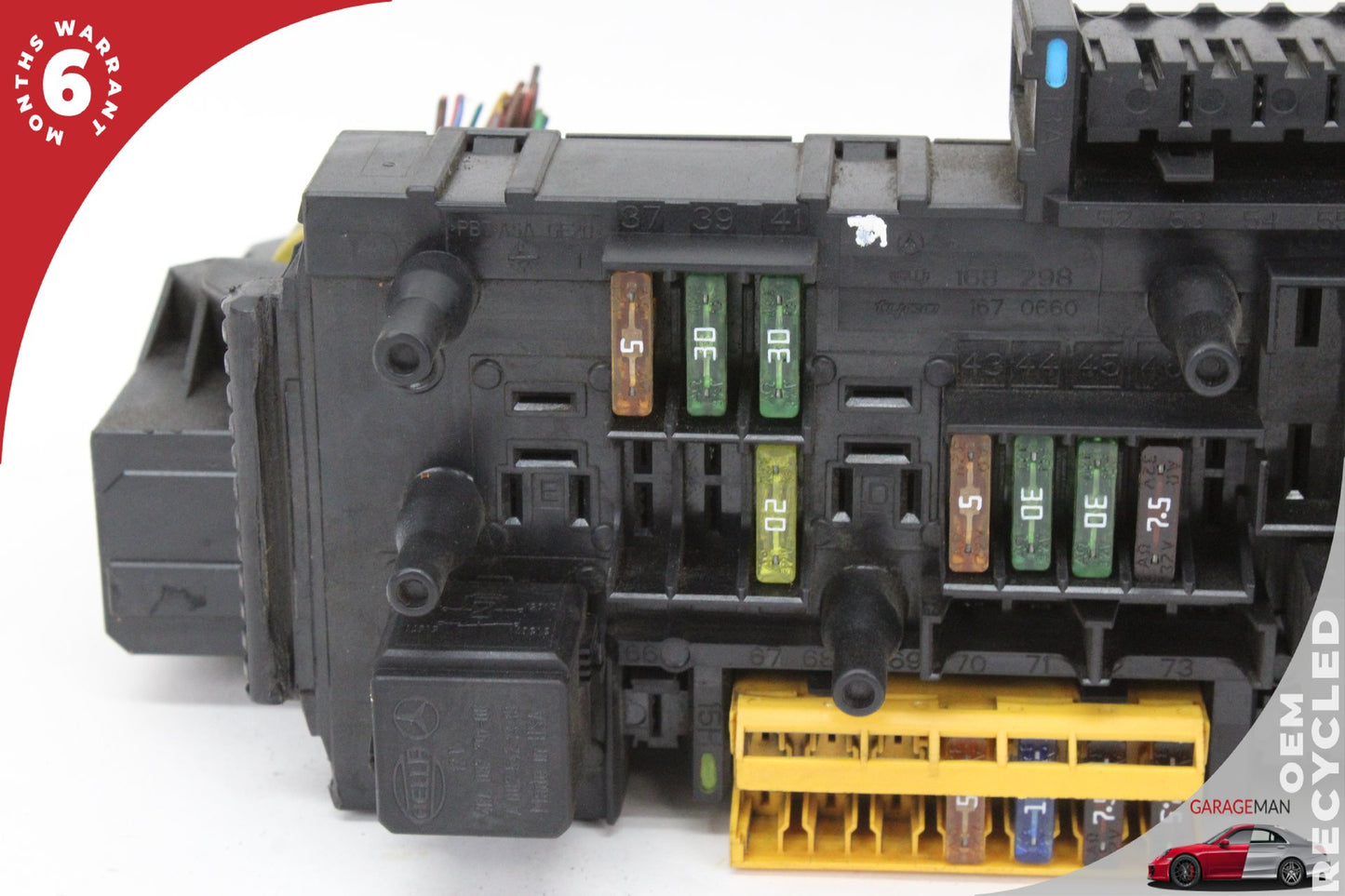 2010-2014 Mercedes W204 C300 C250 Rear Fuse Relay Box Module 2049001002 OEM