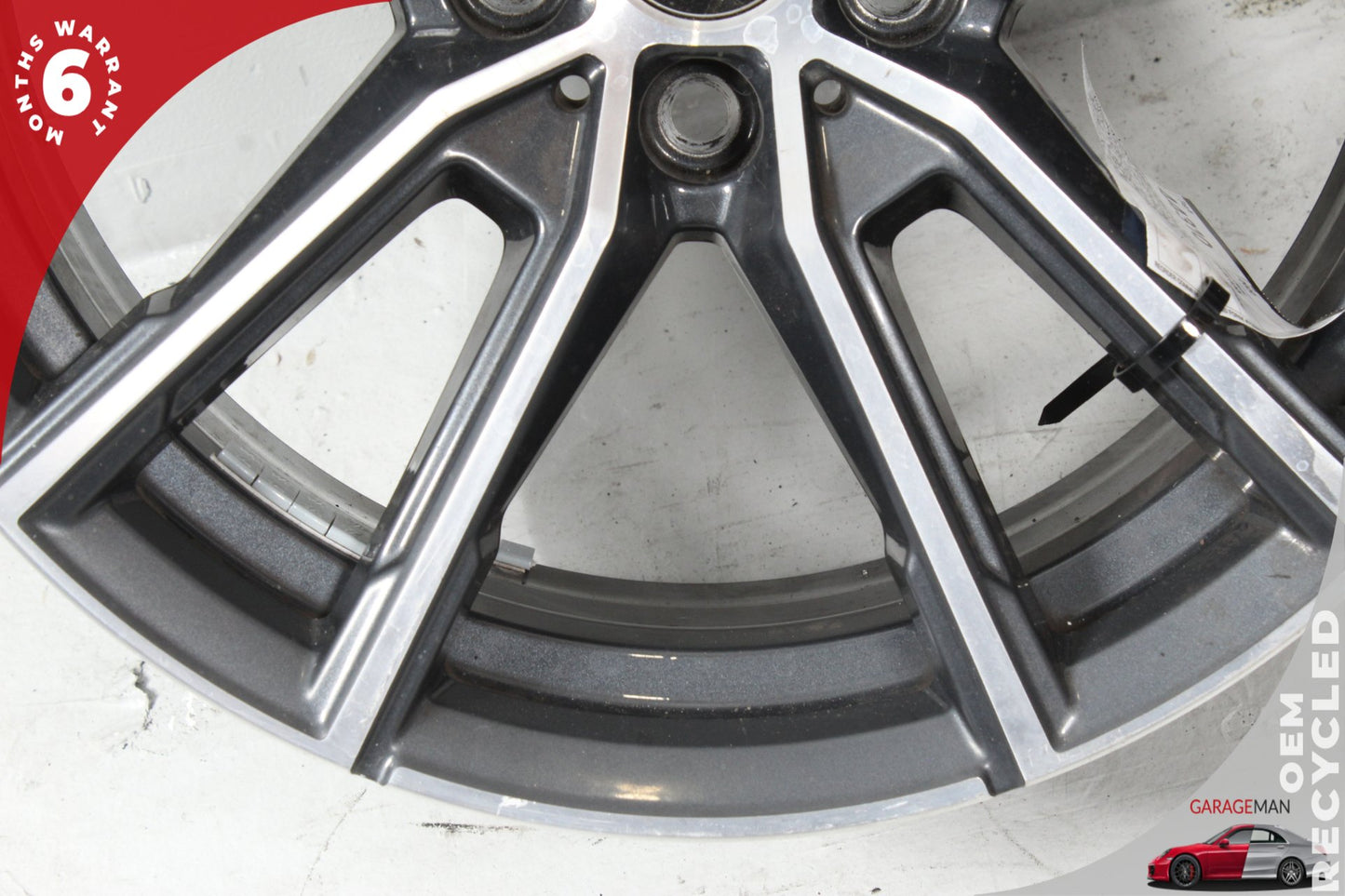 2019-2024 BMW 330i G20 Wheel Rim 18x7.5J ET25 w/ Tire Pressure Sensor 6883522