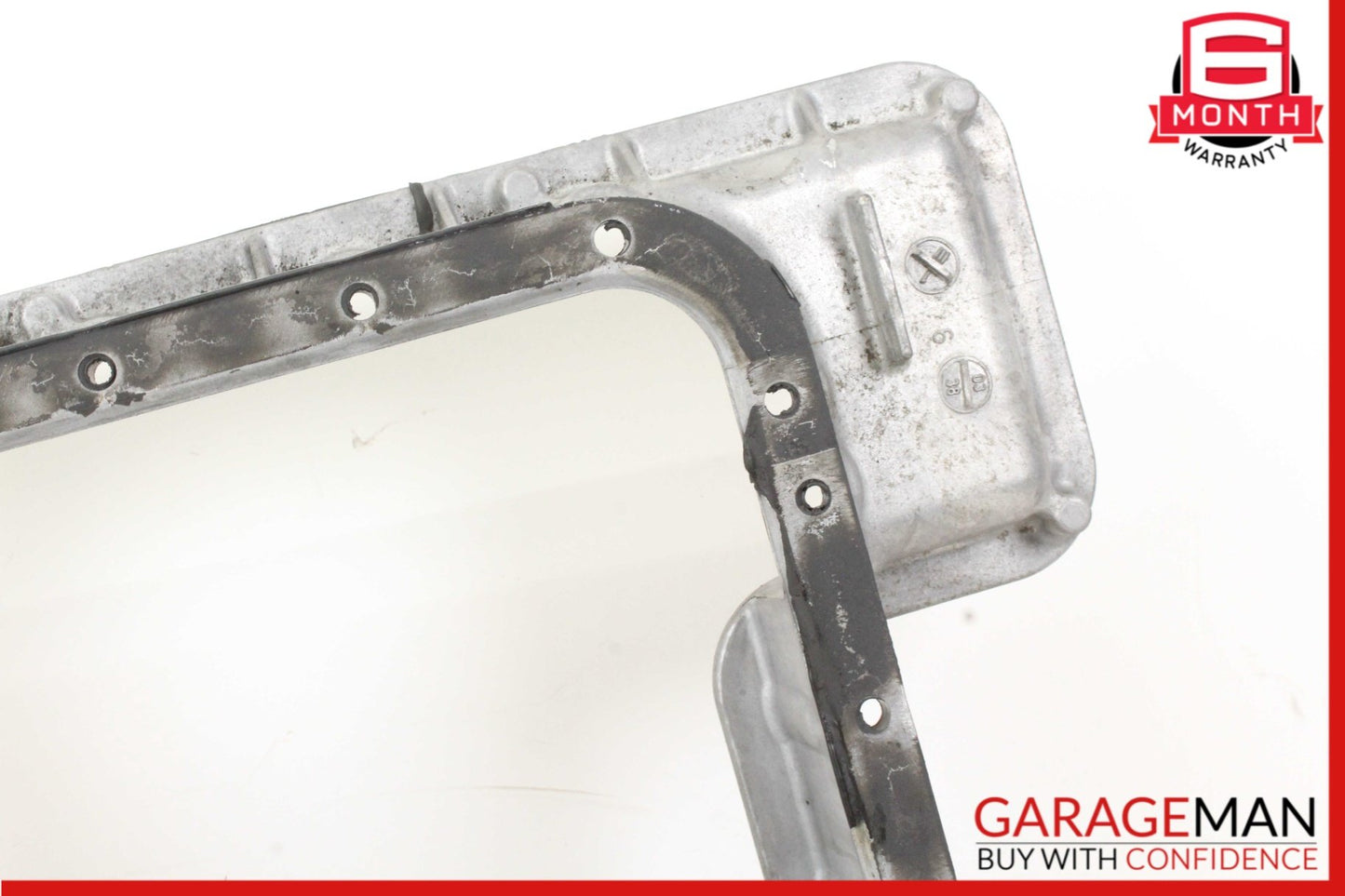 2001-2005 Mercedes-Benz C320 W203 Upper Engine Oil Pan 1120141402