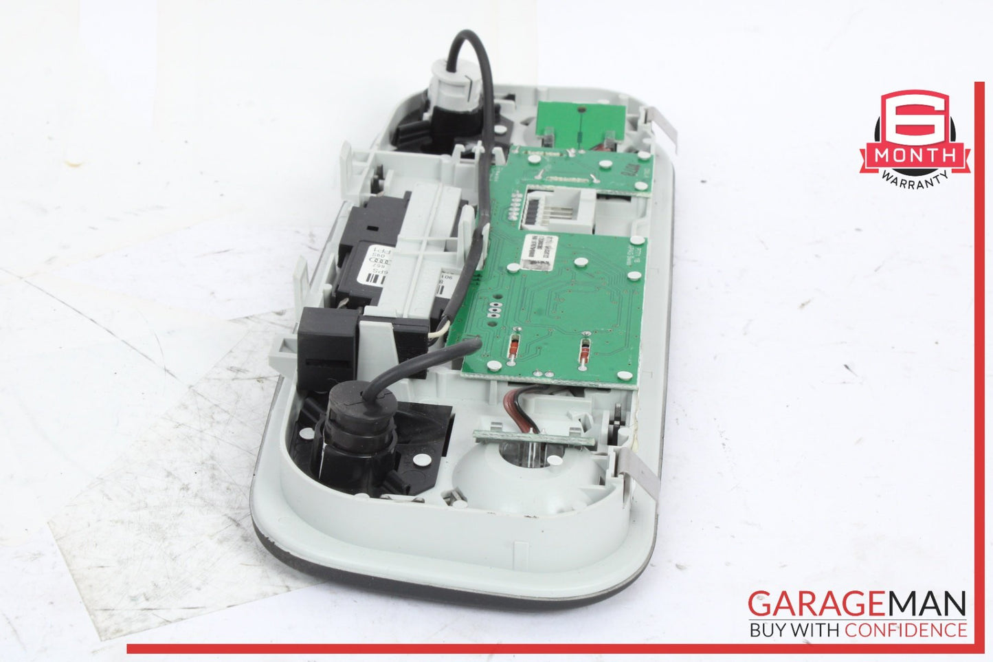 2008-2015 Audi TT 8J Front Overhead Console Dome Reading Light Lamp 8J0947111