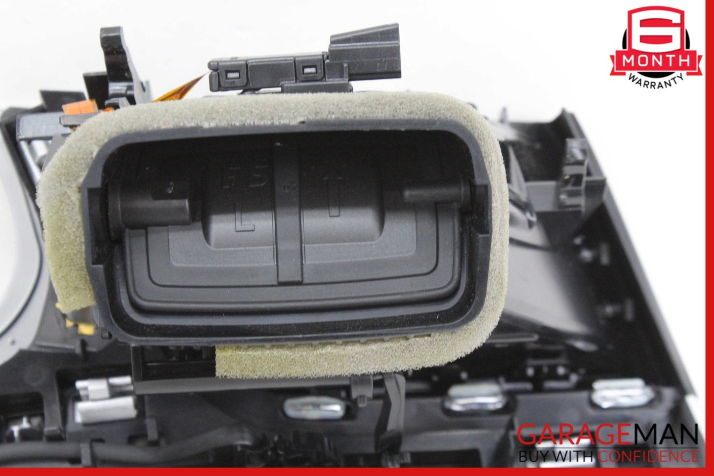 2017-2019 Audi Q7 SUV Left Dash Air Vent 4M1820901BA Genuine