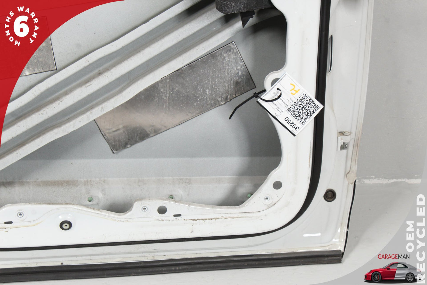 11-18 Porsche Cayenne 92A Front Left Driver Door Shell White 95853101100