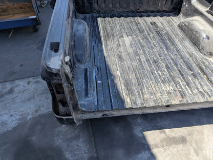 2014-2018 Chevrolet Silverado 1500 4WD 5.3L Crewcab Pickup Bed Box 84290081 OEM