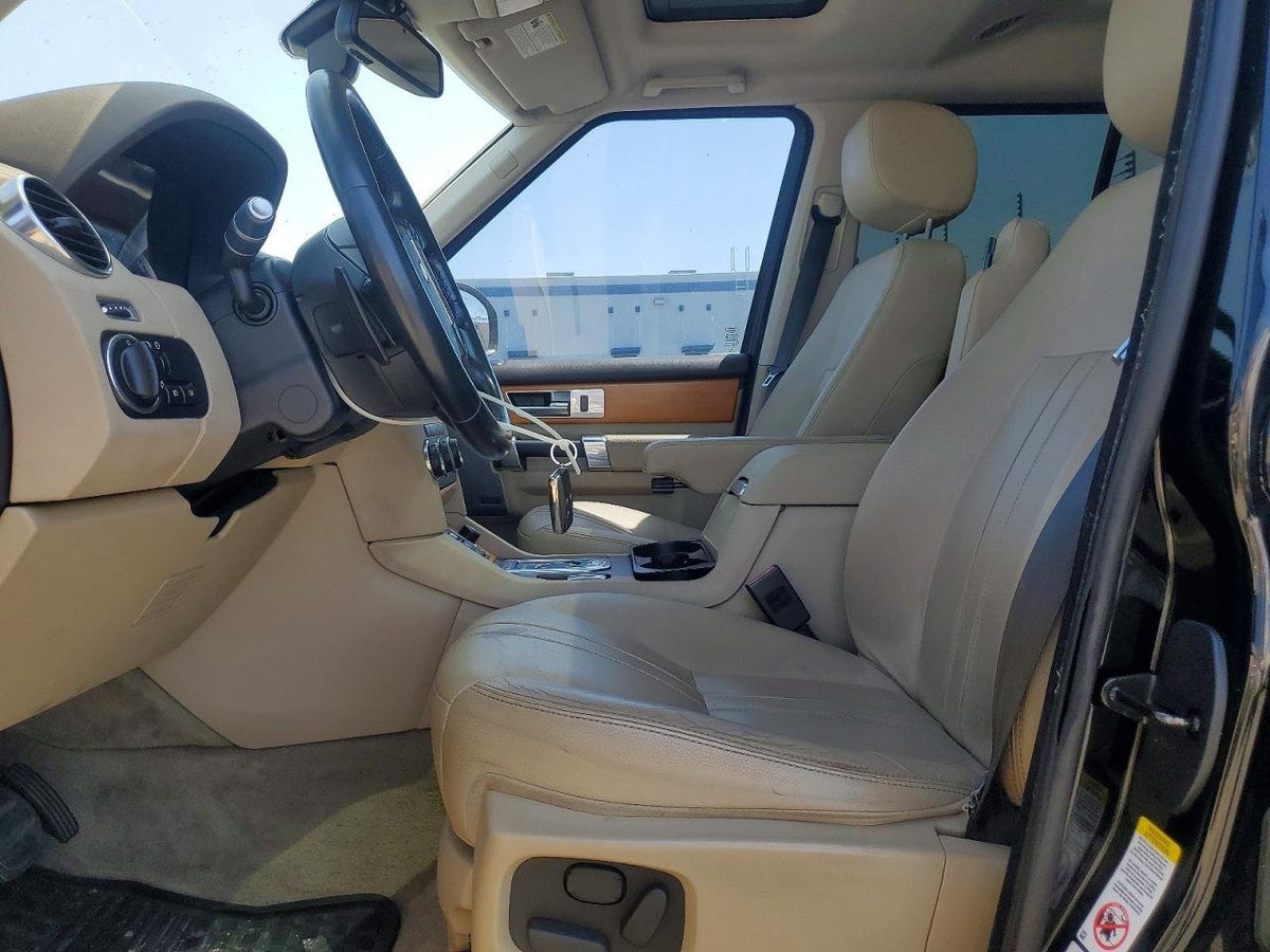 Parting Out- 2014 Land Rover LR4 L319 HSE- 217