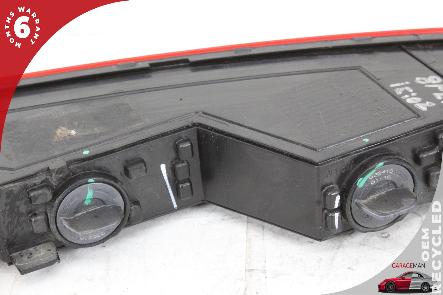 2014-2017 Audi SQ5 8R SUV Rear Right Side Lower Bumper Tail Light 8R0945096B OEM
