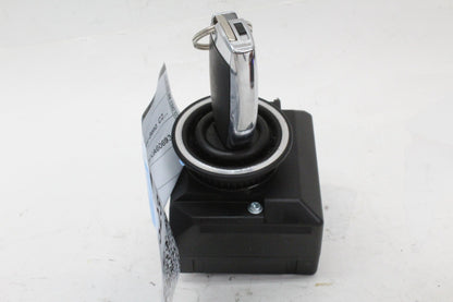 2008-2014 Mercedes-Benz C250 CDI W204 Ignition Switch Module w/ Key 2079052600