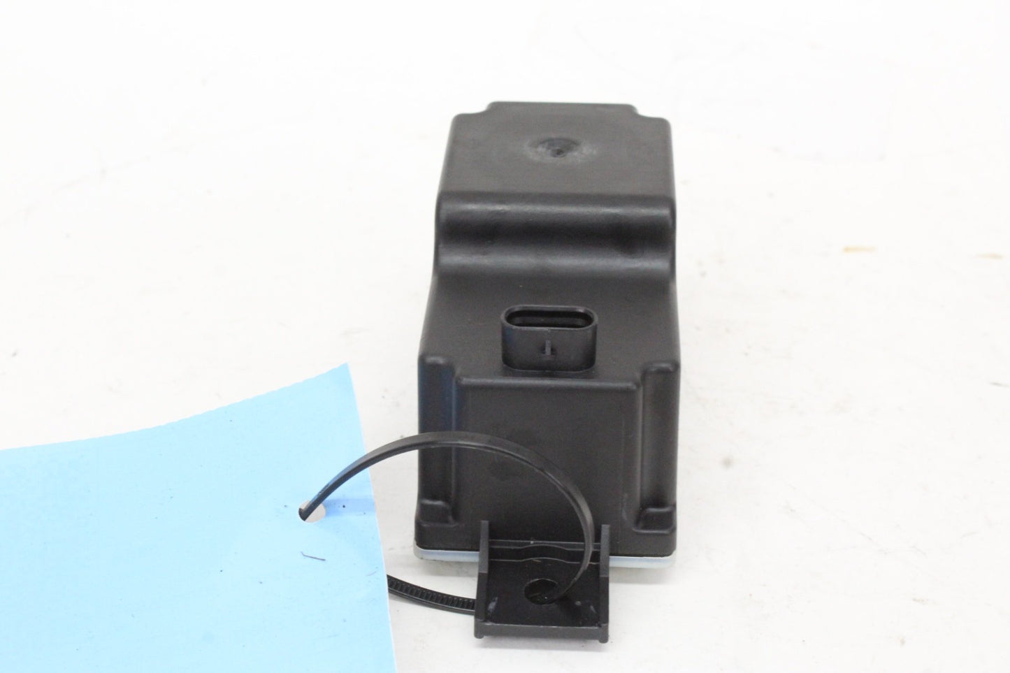 2015-2023 Mercedes-Benz C300 W205 Voltage Converter Control Module 2059053414