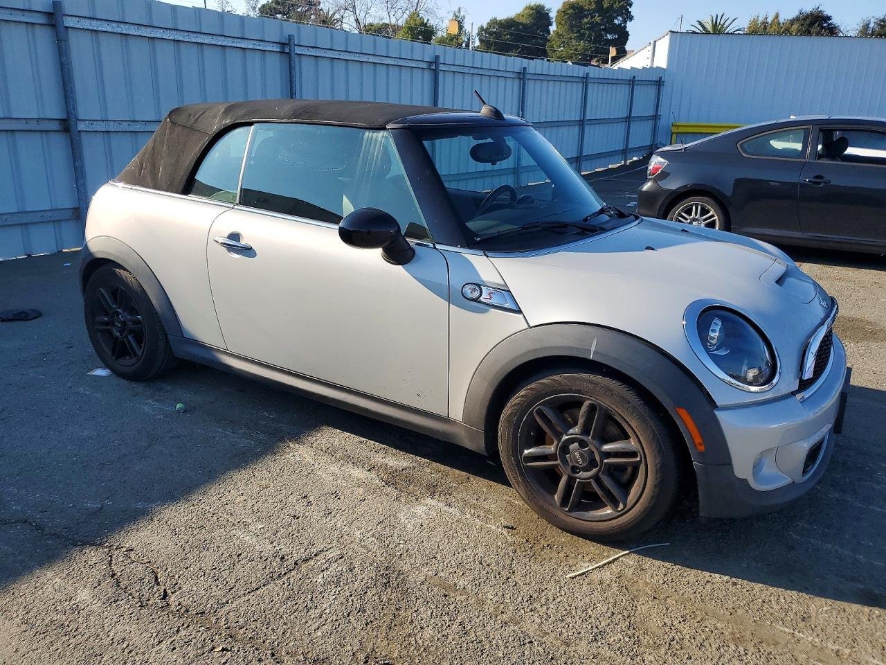 2013 MINI Cooper R56