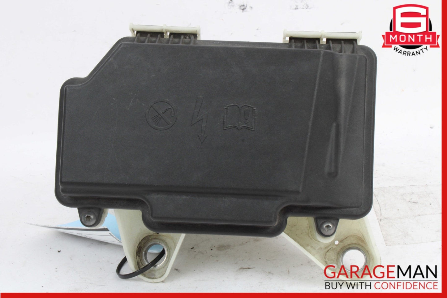 2015-2021 Mercedes-Benz C300 CDI Front Engine Fuse Relay Box Housing 2055402328