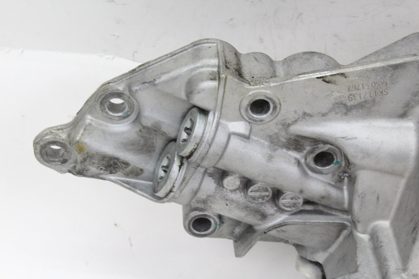 2005-2013 Mercedes-Benz GLK350 Oil Filter Cooler Housing 2721800410