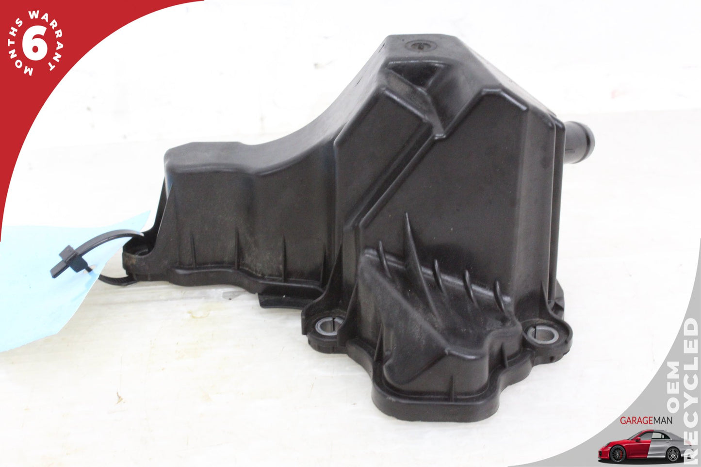 2011-2017 Mercedes W218 CLS550 Engine Oil Separator Cover 2780180035 OEM