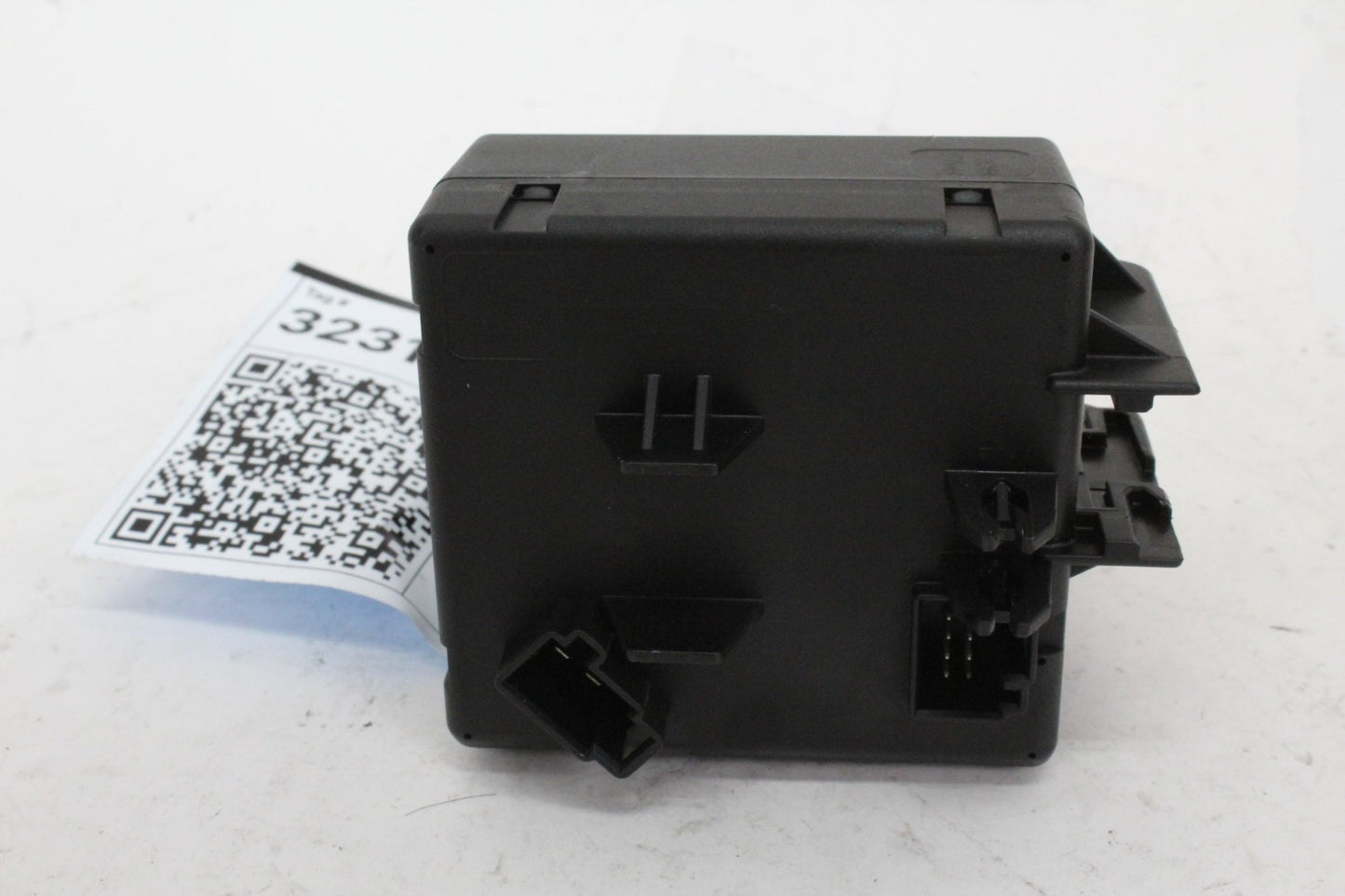 2008-2014 Mercedes-Benz C250 CDI W204 Ignition Switch Module w/ Key 2079052600
