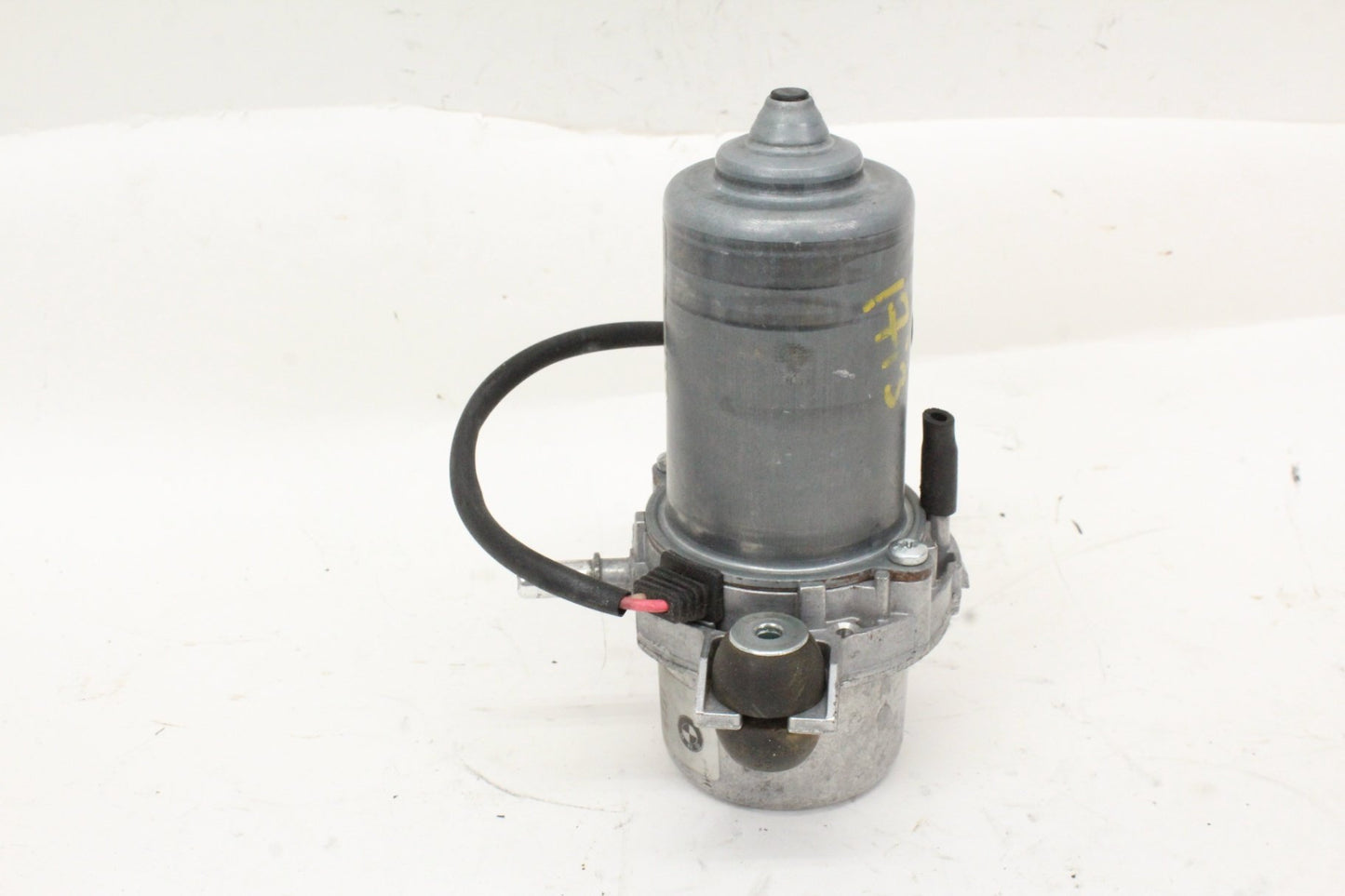 2014-2021 BMW i3 I01 Hybrid Power Brake Cylinder Vacuum Pump 34336857405 OEM