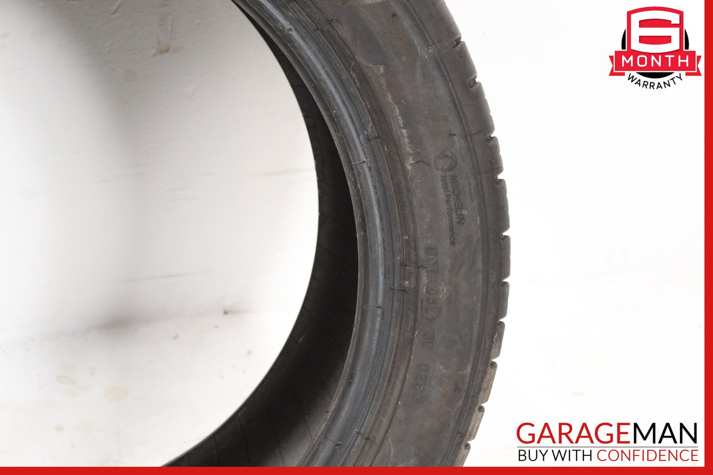 245/40ZR17 Michelin Pilot Sport All Season 4 245 40 17' 95Y 9.5/32" Tire