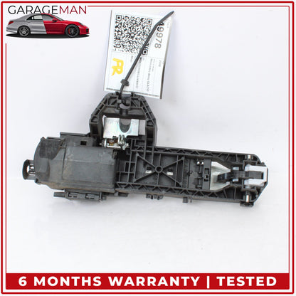 2015-2020 Mercedes X156 GLA250 Front Right Side Exterior Door Handle White OEM