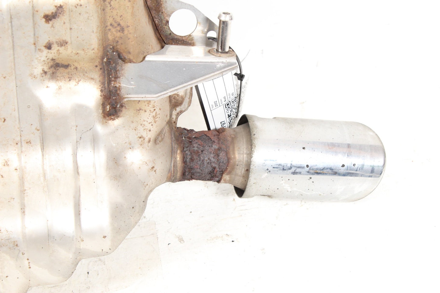2012-2015 Audi A6 C7 Sedan Rear Left Side Exhaust Muffler 4G0253611C OEM