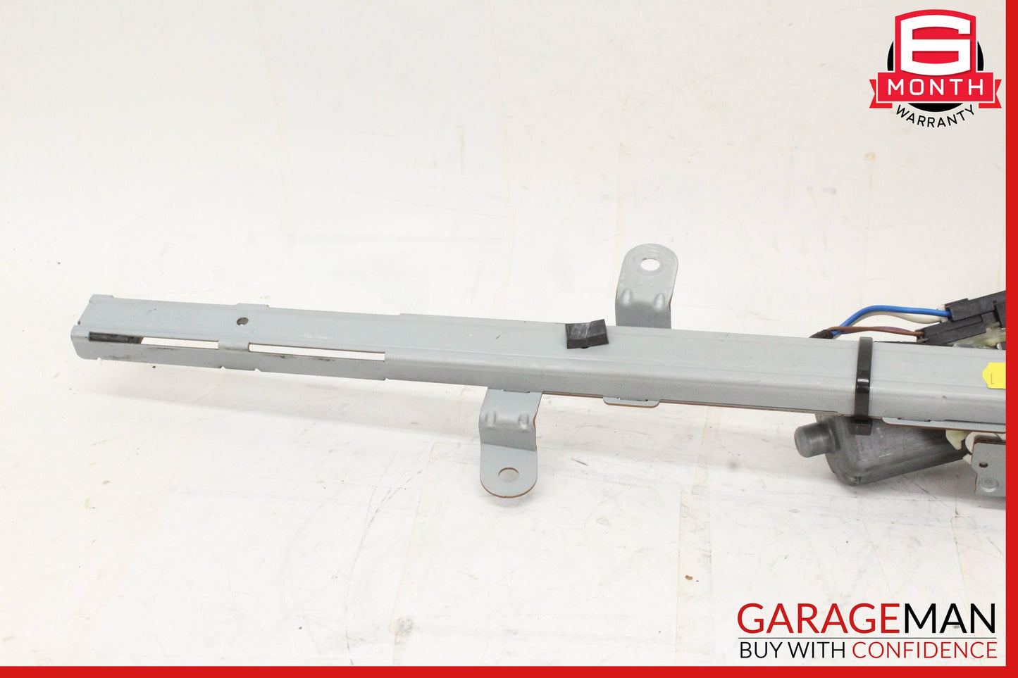 2006-2009 Mercedes W209 CLK350 CLK500 Front Right Seat Belt Feeder Motor OEM