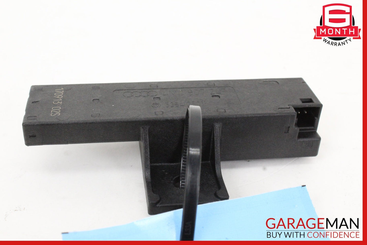 2017-2024 Audi A4 Sedan Antenna Keyless Entry 4M0907247 Genuine