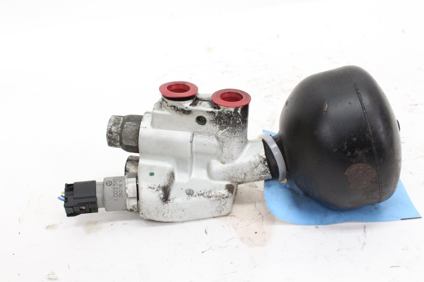 2000-2008 Mercedes W220 S55 AMG Pressure Relief Valve ABC Hydraulic Suspension