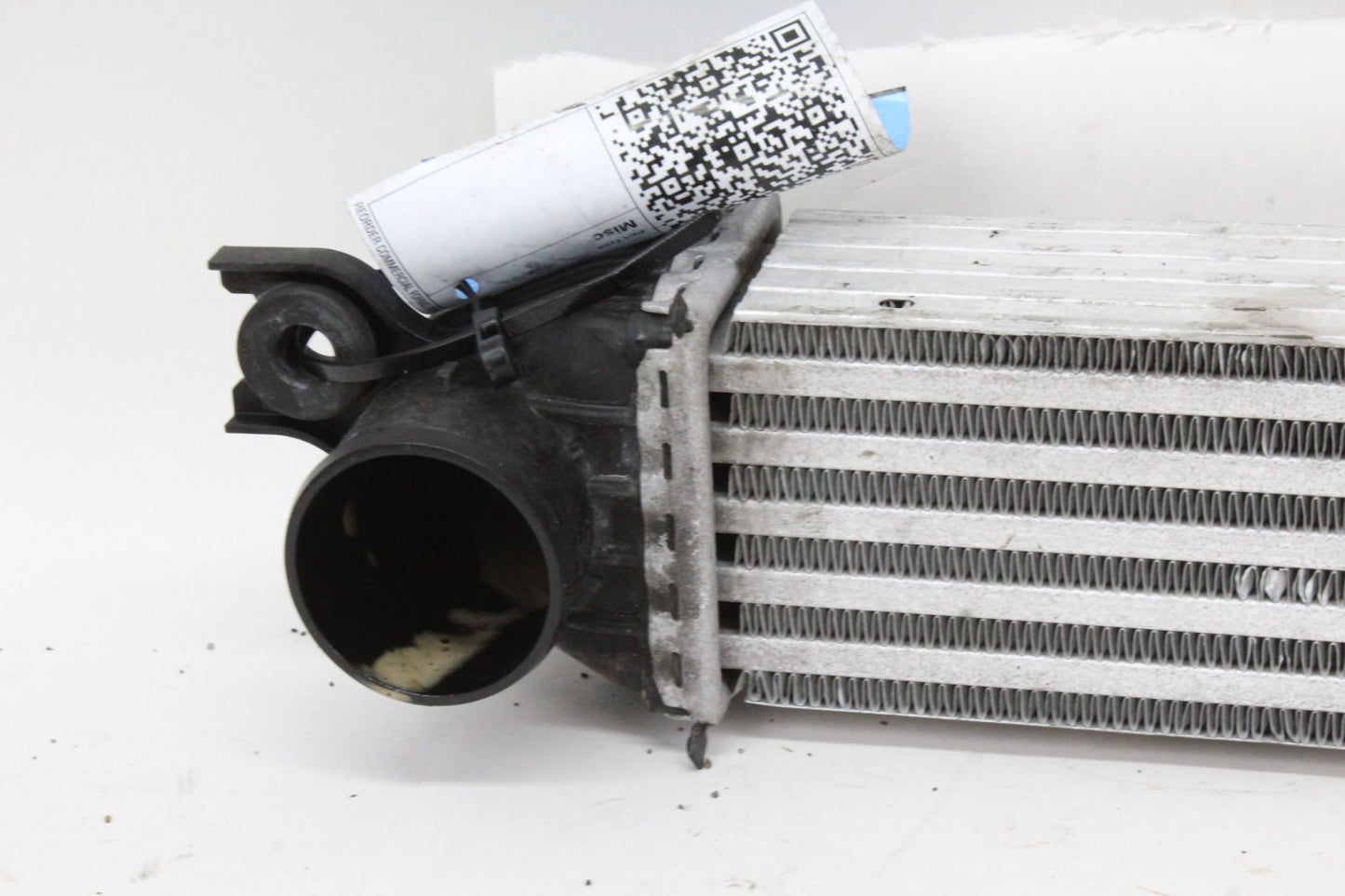 2007-2016 Mini Cooper R56 Convertible Intercooler Radiator 275127707 OEM