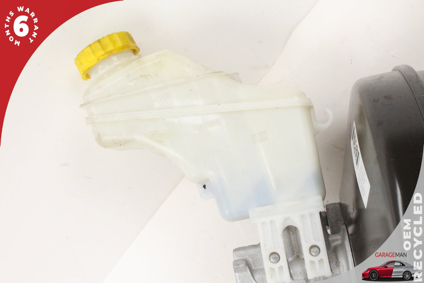 2014-2017 Fiat 500L Power Brake Booster Master Cylinder w/ Reservoir OEM