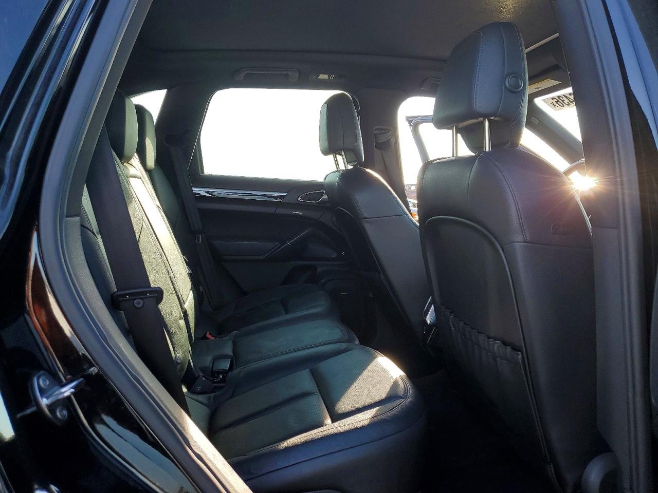 Parting Out- 2012 Porsche Cayenne 92A S- 118